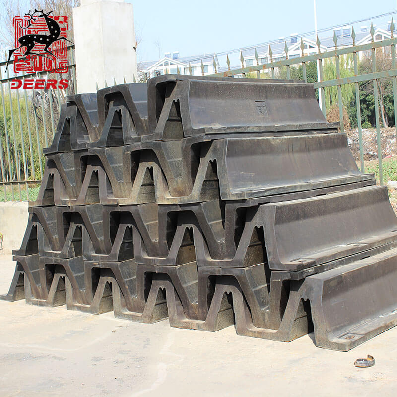 Producción de Arch Rubber Fender (5)